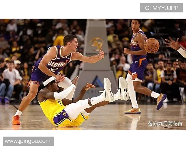 湖人对决热火精彩直播回顾分析全场亮点与球员表现一网打尽